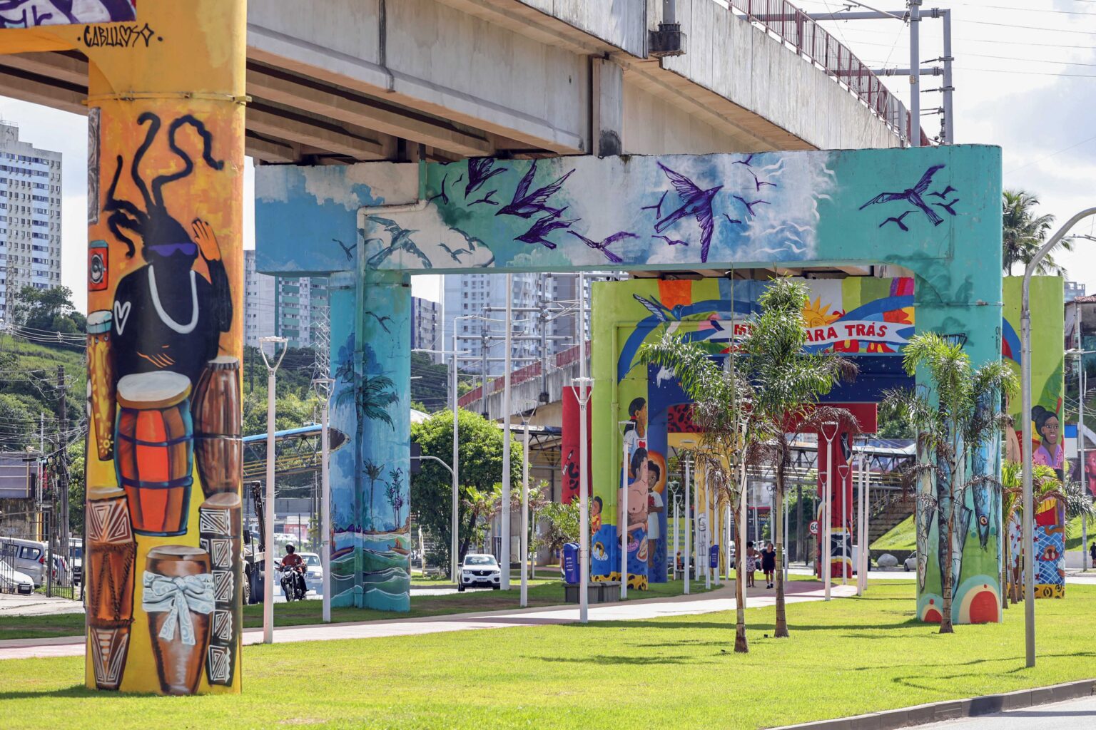 Intervenção artística “Pilares da Cidade”